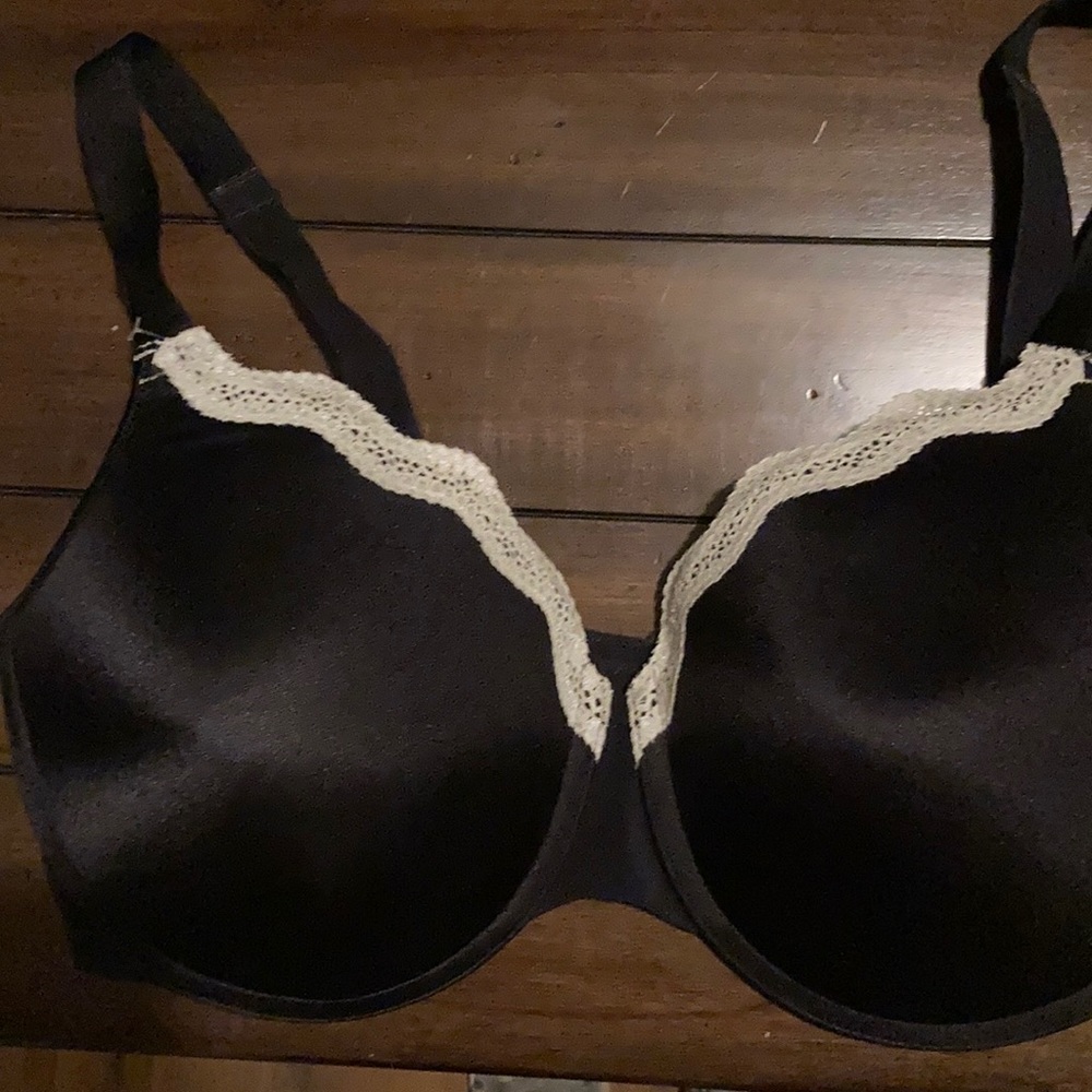 Ladies Black Bra